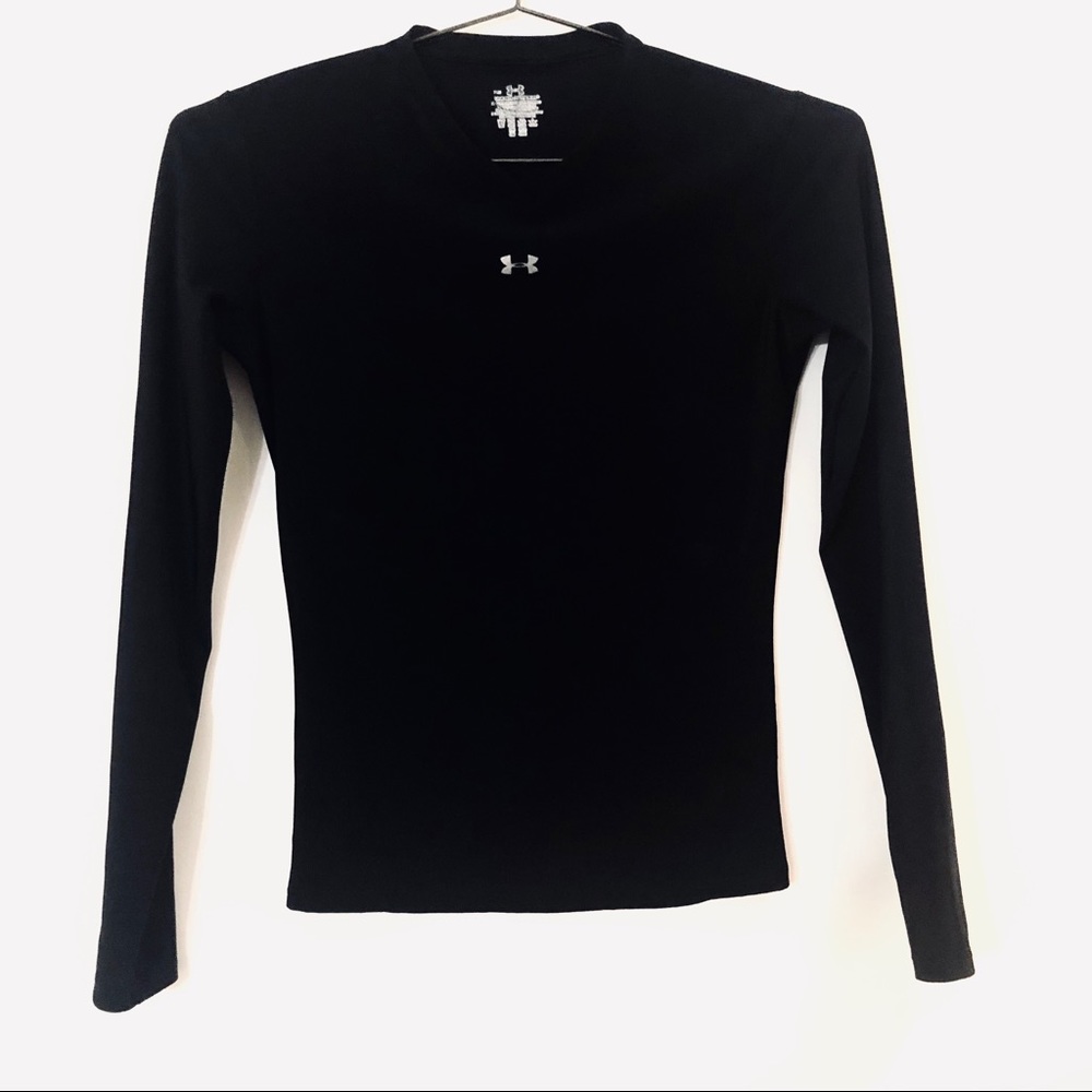 Under Armour v neck heat gear top